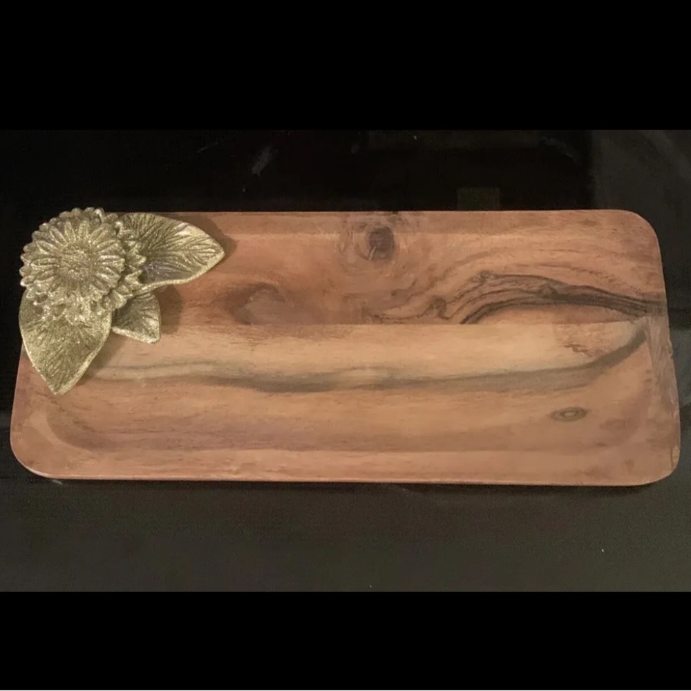 Decorative Wood Serving Board Platter w. Glittery Gold Flower Detail New